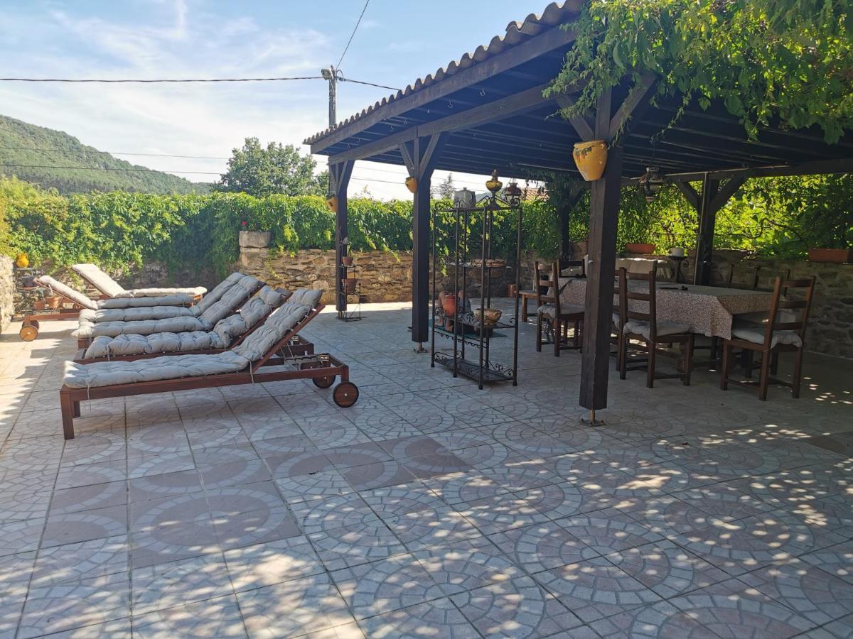 Gagnières Mes Maisons Gardoises, Two Gites Sleeping 13 With Two Private Pools, Kids Room, Laundry, Disco, Free Wifi, Linen And Dog'S Are Welcome מראה חיצוני תמונה